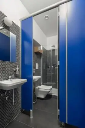 Ortak Ranzalı Oda, Sadece kadınlar için (6 Pax)