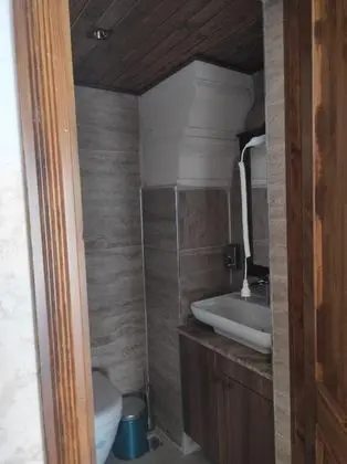 Aile Odası, Avlu Manzaralı