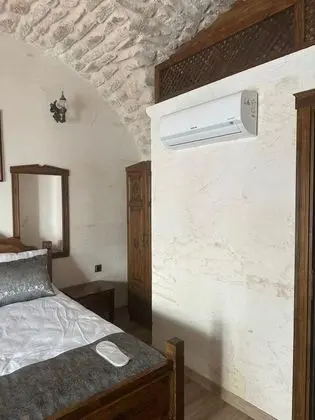 Aile Odası, Avlu Manzaralı