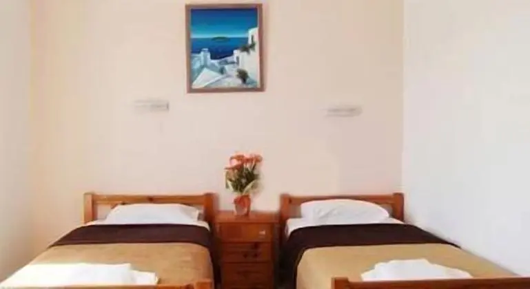 Tek Büyük veya İki Ayrı Yataklı Oda, 1 Çift Kişilik Yatak, Sigara İçilmez