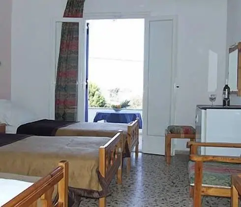 Üç Kişilik Oda, Birden Çok Yatak, Sigara İçilmez
