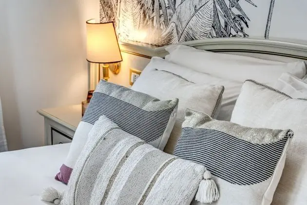 Superior Tek Büyük Yataklı Oda