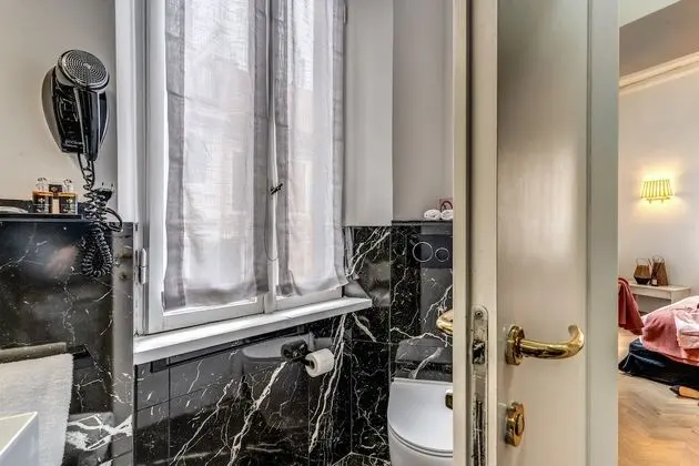 Superior Tek Büyük Yataklı Oda