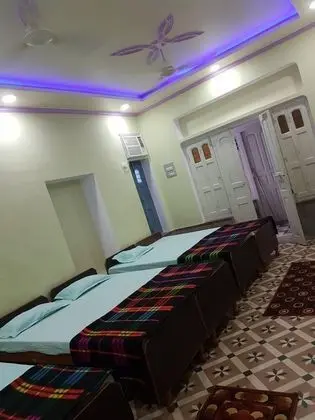Dört Kişilik Oda, 1 Çift Kişilik Yatak, Sigara İçilmez