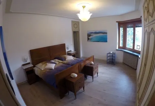 Traditional Tek Büyük Yataklı Oda