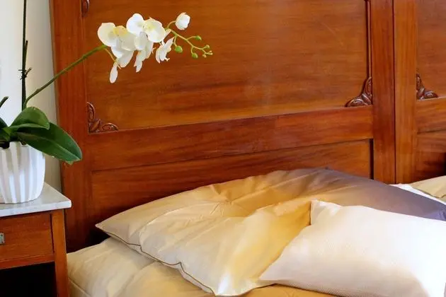 Traditional Tek Büyük Yataklı Oda