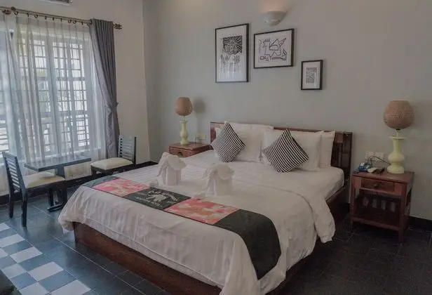 Deluxe Tek Büyük Yataklı Oda