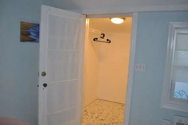 Ev (Baby Love Shack)