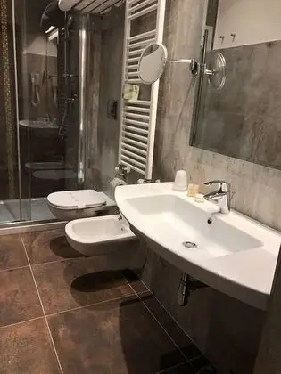 Standard Üç Kişilik Oda