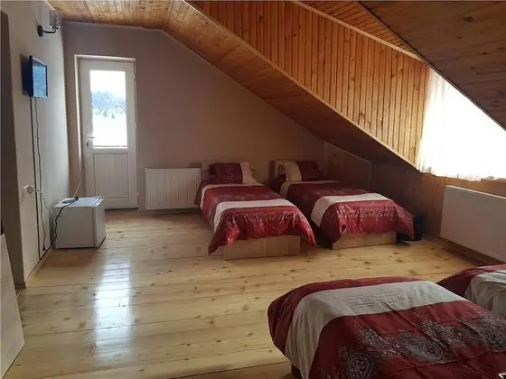 Standard Dört Kişilik Oda