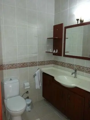 Çift Kişilik,Kara Manzaralı