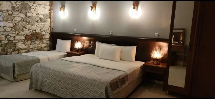 Triple,Bahçe Manzaralı