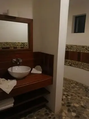 Suit Deluxe