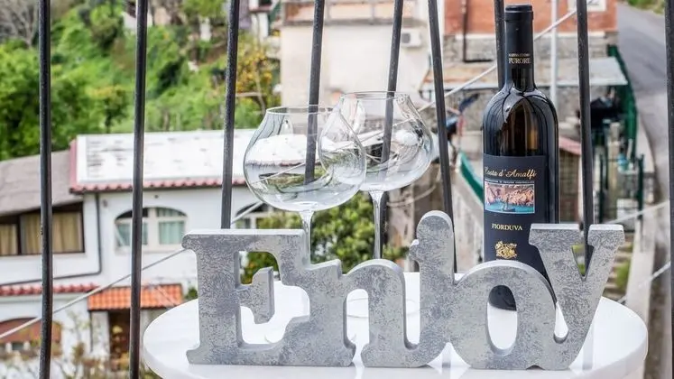 Tek Büyük Yataklı Oda, Deniz Manzaralı (Depandance)
