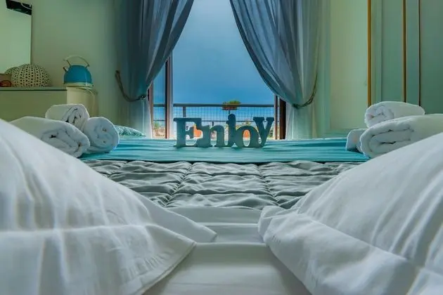 Tek Büyük Yataklı Oda, Deniz Manzaralı (Depandance)