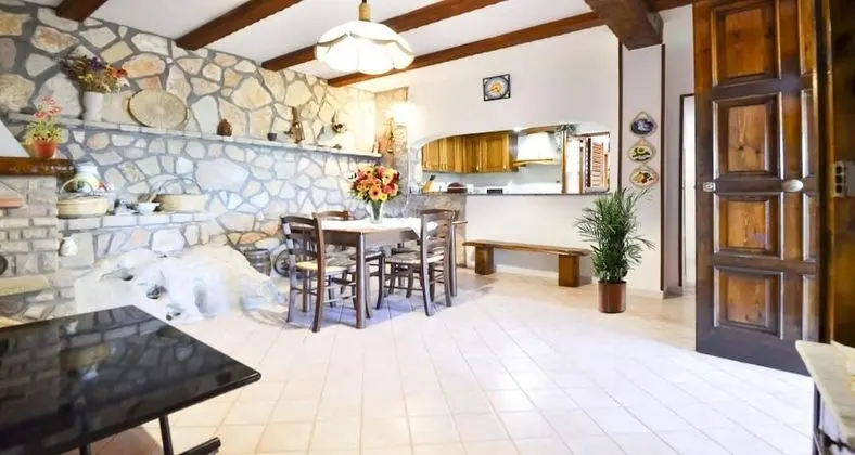 Villa, Sigara İçilebilir