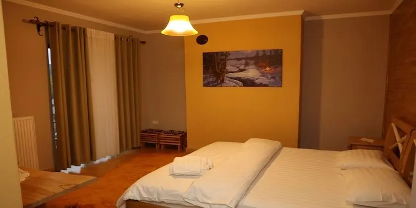Tek Büyük Yataklı Oda