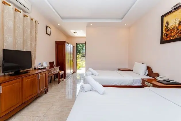 Deluxe Üç Kişilik Oda, Bahçe Manzaralı