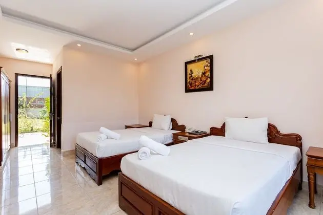 Deluxe Üç Kişilik Oda, Bahçe Manzaralı