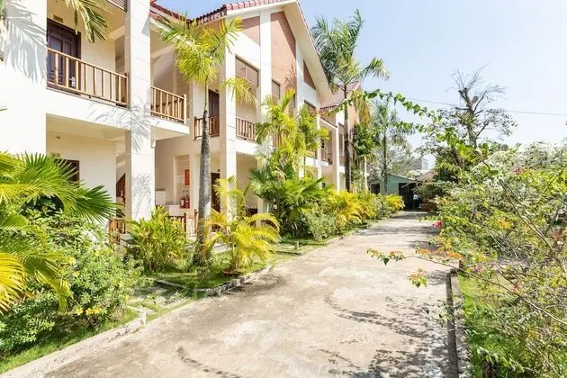 Deluxe Üç Kişilik Oda, Bahçe Manzaralı