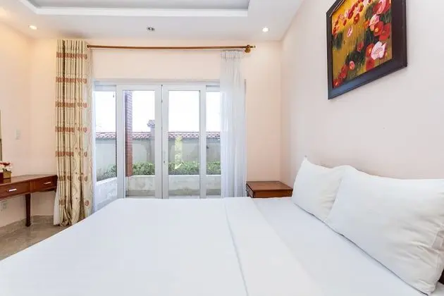 Standard Bungalov, Havuz Kenarı
