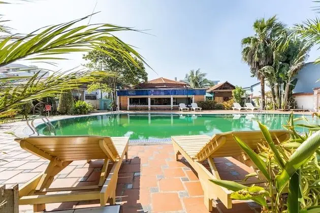 Standard Bungalov, Havuz Kenarı