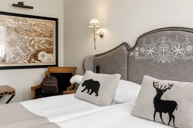 Deluxe Tek Büyük Yataklı Oda, Balkon, Dağ Manzaralı