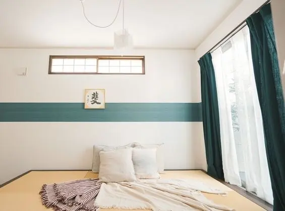 Ev (American Style House)