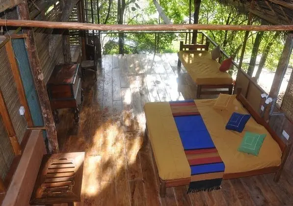 Traditional Kır Evi
