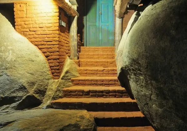Traditional Kır Evi