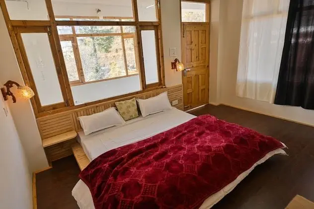 Deluxe Dört Kişilik Oda