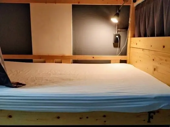 Ortak Ranzalı Oda, Sadece erkekler için