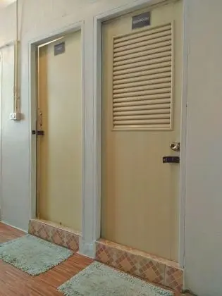 Family Room with Private Bathroom (Bathroom outside Bedroom)