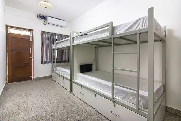 Standard Ortak Ranzalı Oda, Sadece kadınlar için