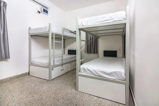 Standard Ortak Ranzalı Oda, Sadece kadınlar için