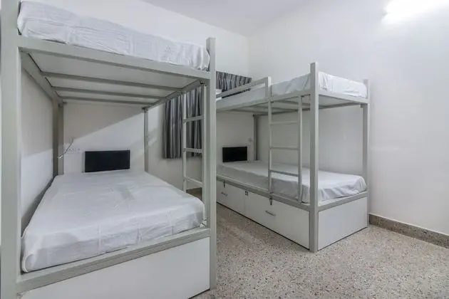 Standard Ortak Ranzalı Oda, Sadece kadınlar için