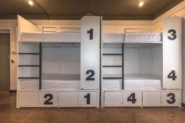 Standard Ortak Ranzalı Oda, Sadece kadınlar için