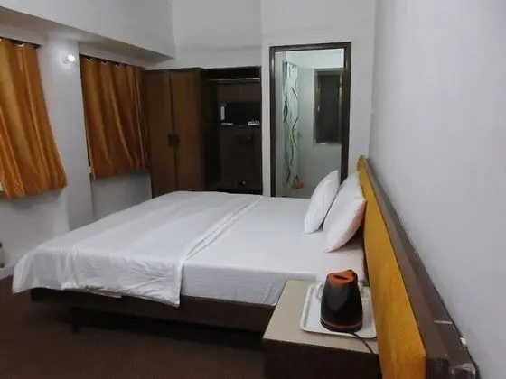 Premier Tek Büyük Yataklı Oda