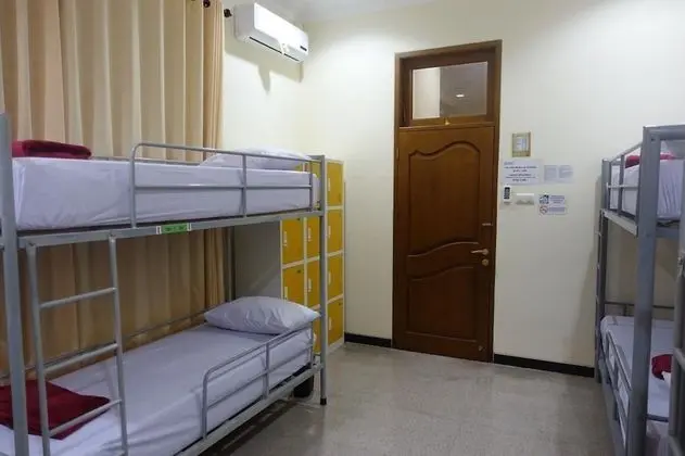 Ortak Ranzalı Oda, Sadece kadınlar için