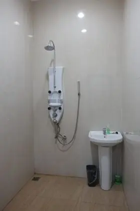 Ortak Ranzalı Oda, Sadece kadınlar için
