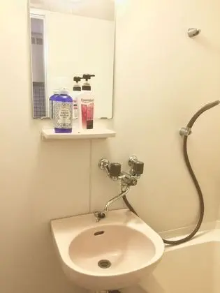 Ortak Ranzalı Oda, Sadece kadınlar için