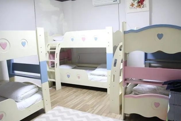 Ortak Ranzalı Oda, Karma Ranzalı Oda (6 Beds)