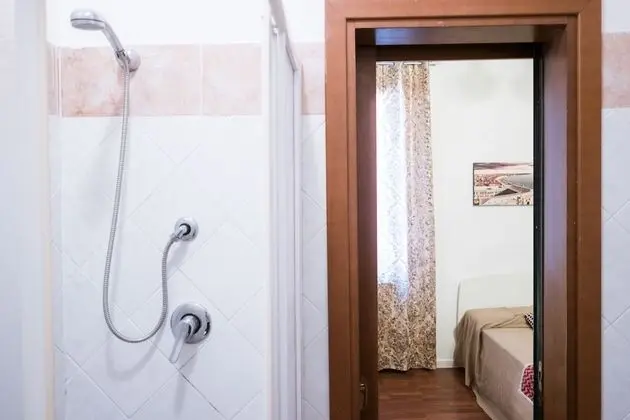 Üç Kişilik Oda, Banyolu/Duşlu