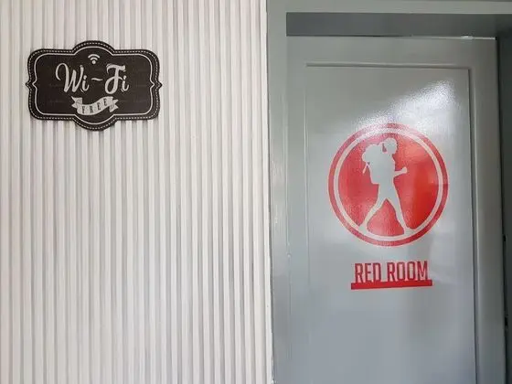 Basic Ortak Ranzalı Oda, Karma Ranzalı Oda, 2 Banyolu, Kule (2 bathrooms )