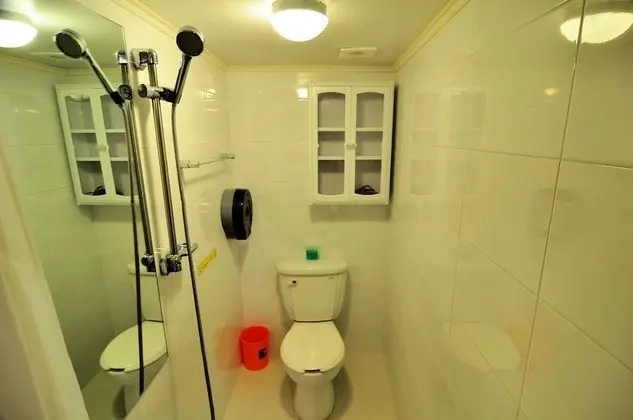 Deluxe 3-bed private, ensuite