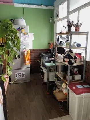 Ortak Ranzalı Oda, Sadece kadınlar için, Sigara İçilmez