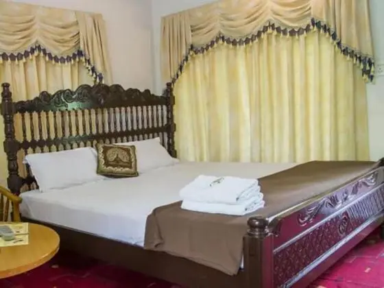 Oda (Riverview AC Deluxe Room Ground Floor)