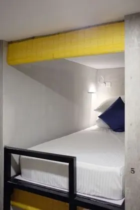 Ortak Ranzalı Oda, Sadece kadınlar için (Bed in 8-bed)