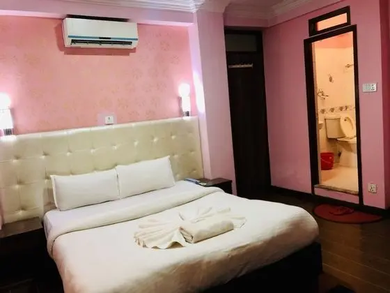 Standard Tek Büyük veya İki Ayrı Yataklı Oda