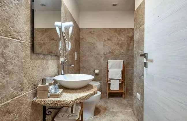 Comfort Tek Büyük Yataklı Oda, Banyolu/Duşlu, Şehir Manzaralı